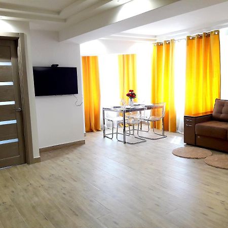 Light Apartment Center City Chişinǎu Buitenkant foto
