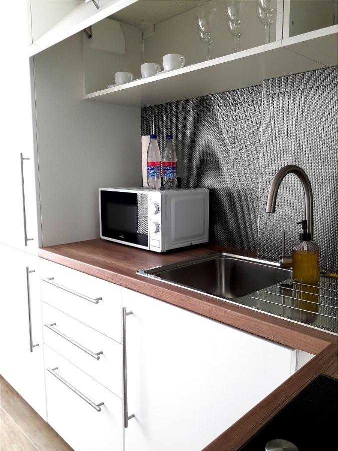 Light Apartment Center City Chişinǎu Buitenkant foto